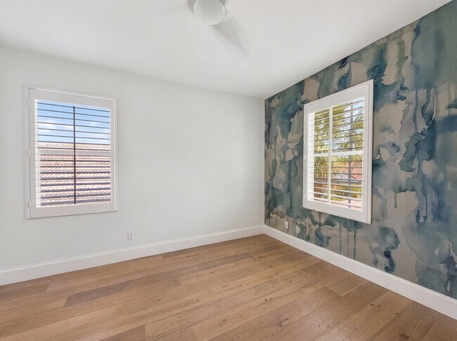 Building Photo - Autumn Woods annual rental in North Naples!