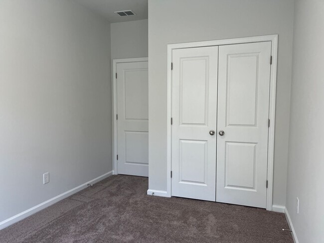 Building Photo - Brand New 3/3 Move In Ready Now!
