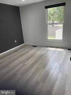 Building Photo - 7647 Summerhill Ct