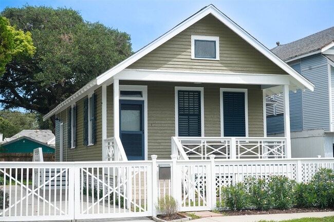 Building Photo - 6424 Central City Blvd