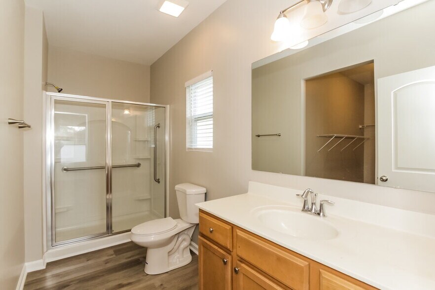 Building Photo - 7318 Reece Valley Ct