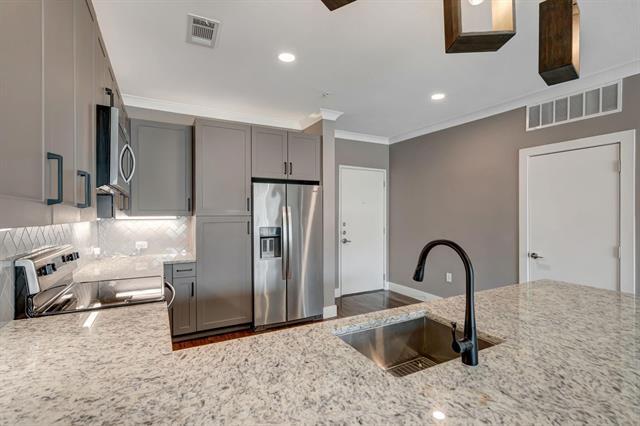 Building Photo - 3517 Windhaven Pkwy