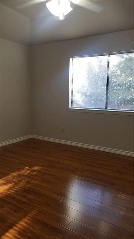 Building Photo - 1011 Markham Ln