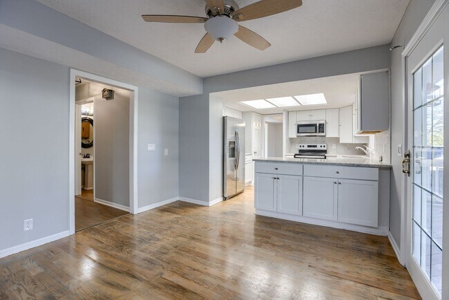 Building Photo - Spacious 5 Bed Fountain Hills Gem!!