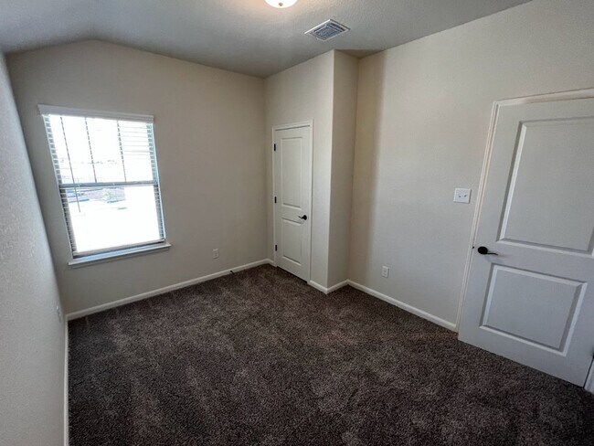 Building Photo - 13706 Enzo Gate