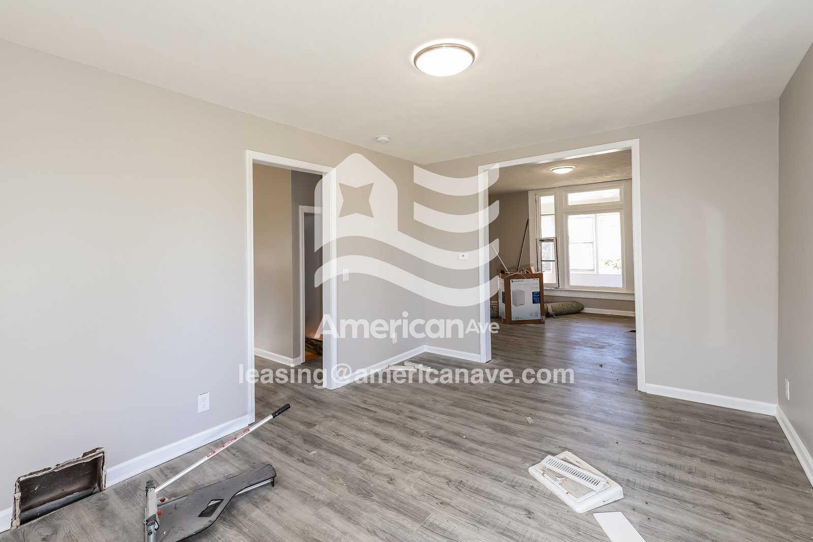 Building Photo - 2409 S 41st St