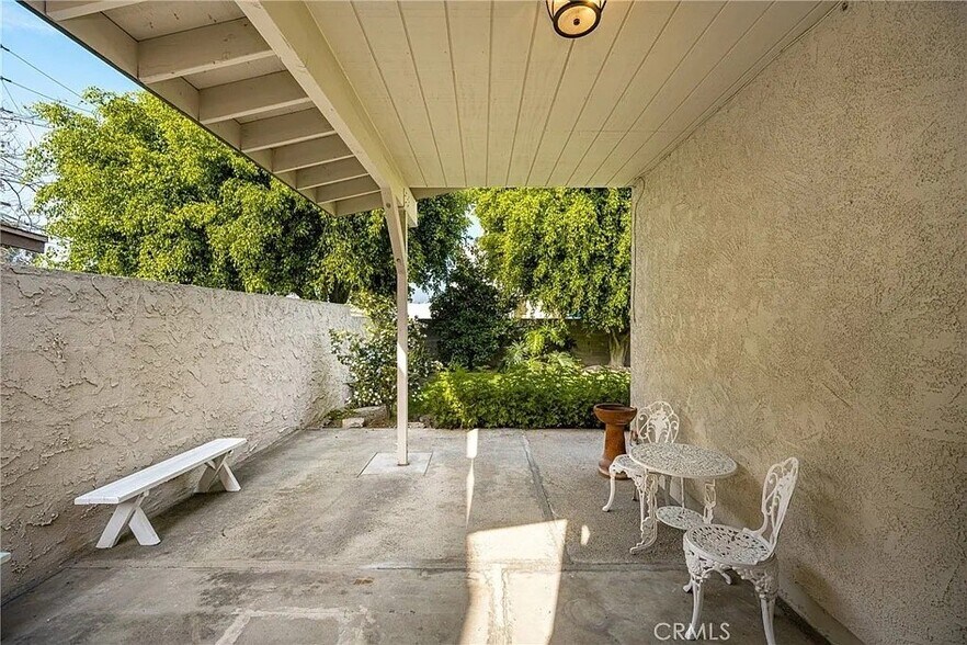 Building Photo - 5743 Coke Ave