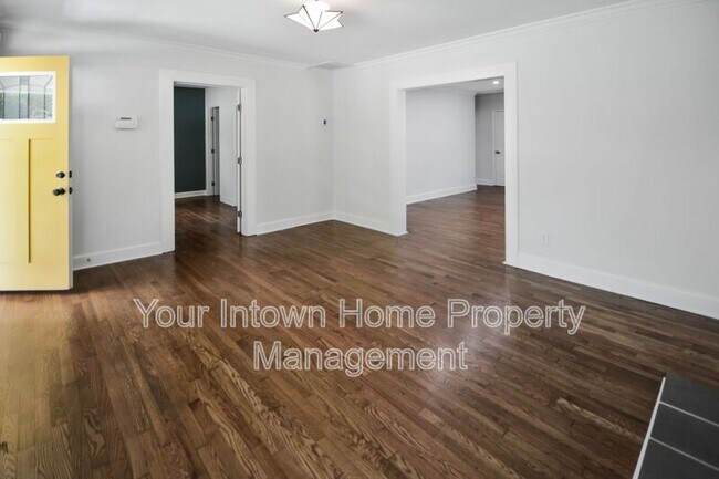 Building Photo - 959 Dill Ave SW