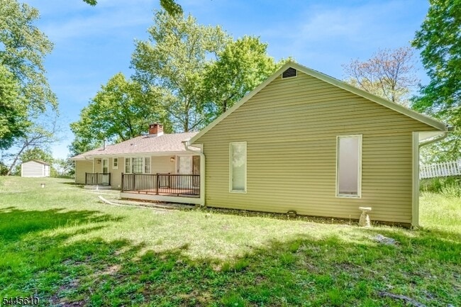 Building Photo - 306 Warrenville Rd