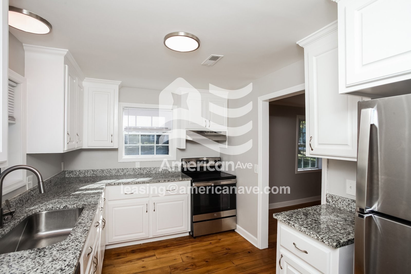 Building Photo - 1508 Hilton St