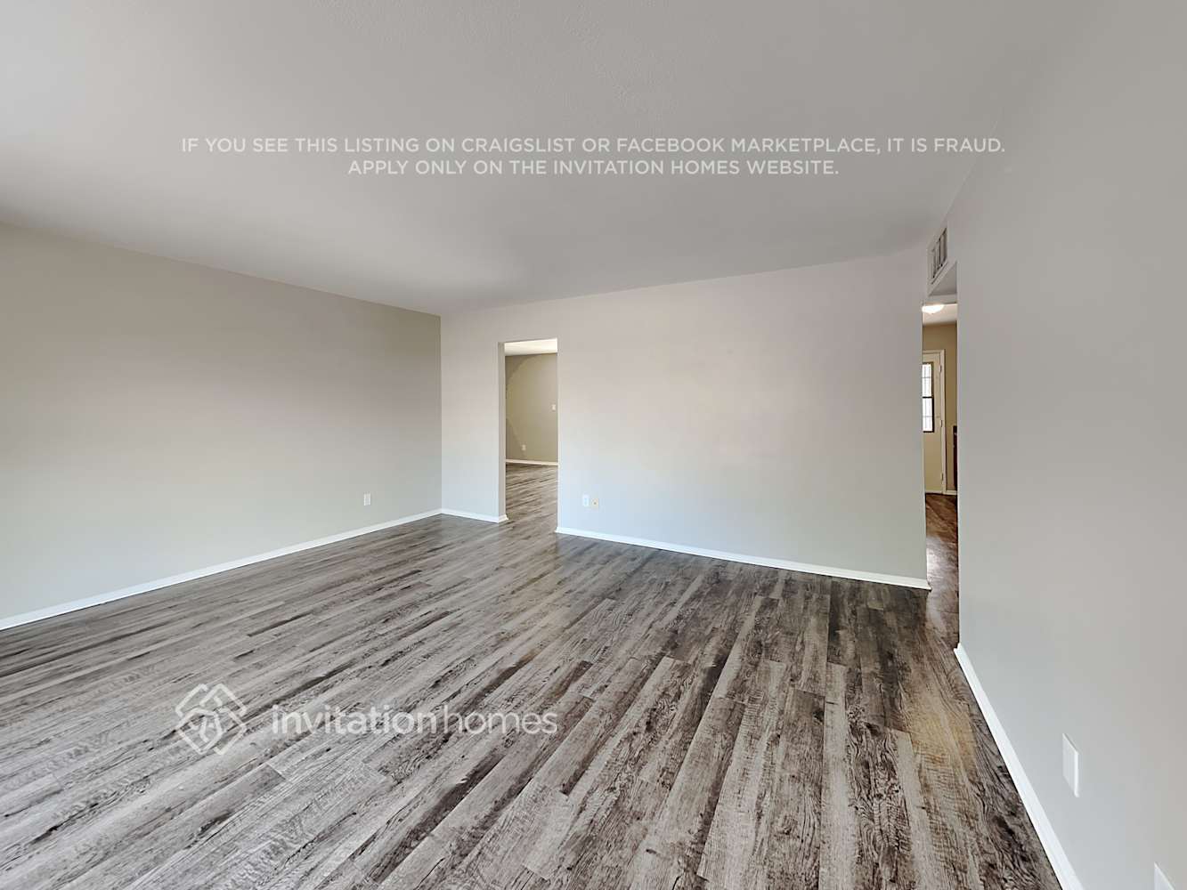 Building Photo - 8252 E Monte Vista Rd