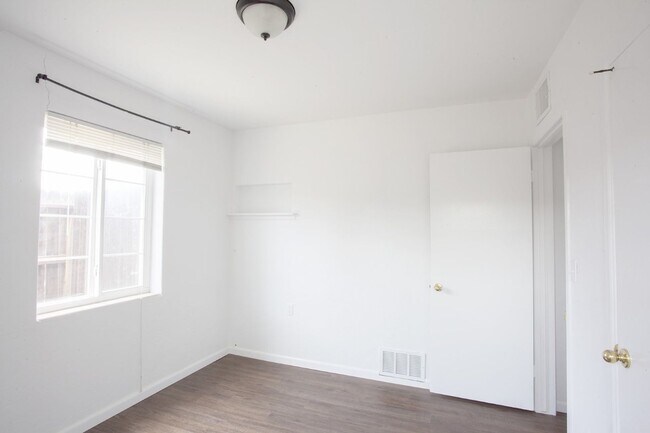 Building Photo - 2316 N Richey Blvd