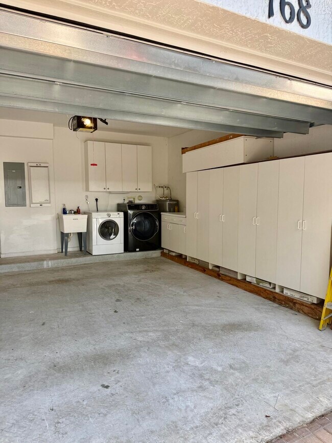 Building Photo - 168 Coconut Key Ln