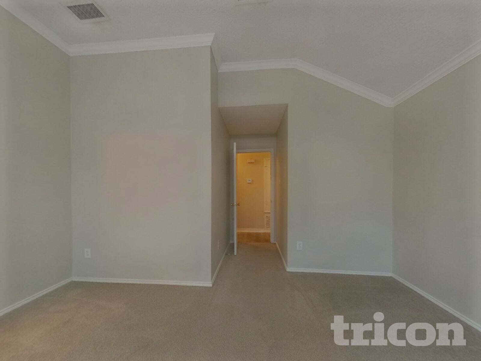 Building Photo - 143 Redbud Dr