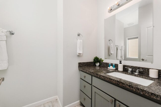 Building Photo - 204 Las Joyas Blvd