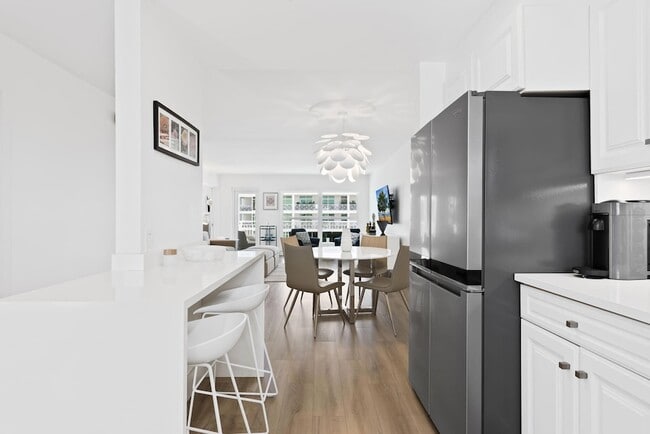 Building Photo - 3114 S Ocean Blvd