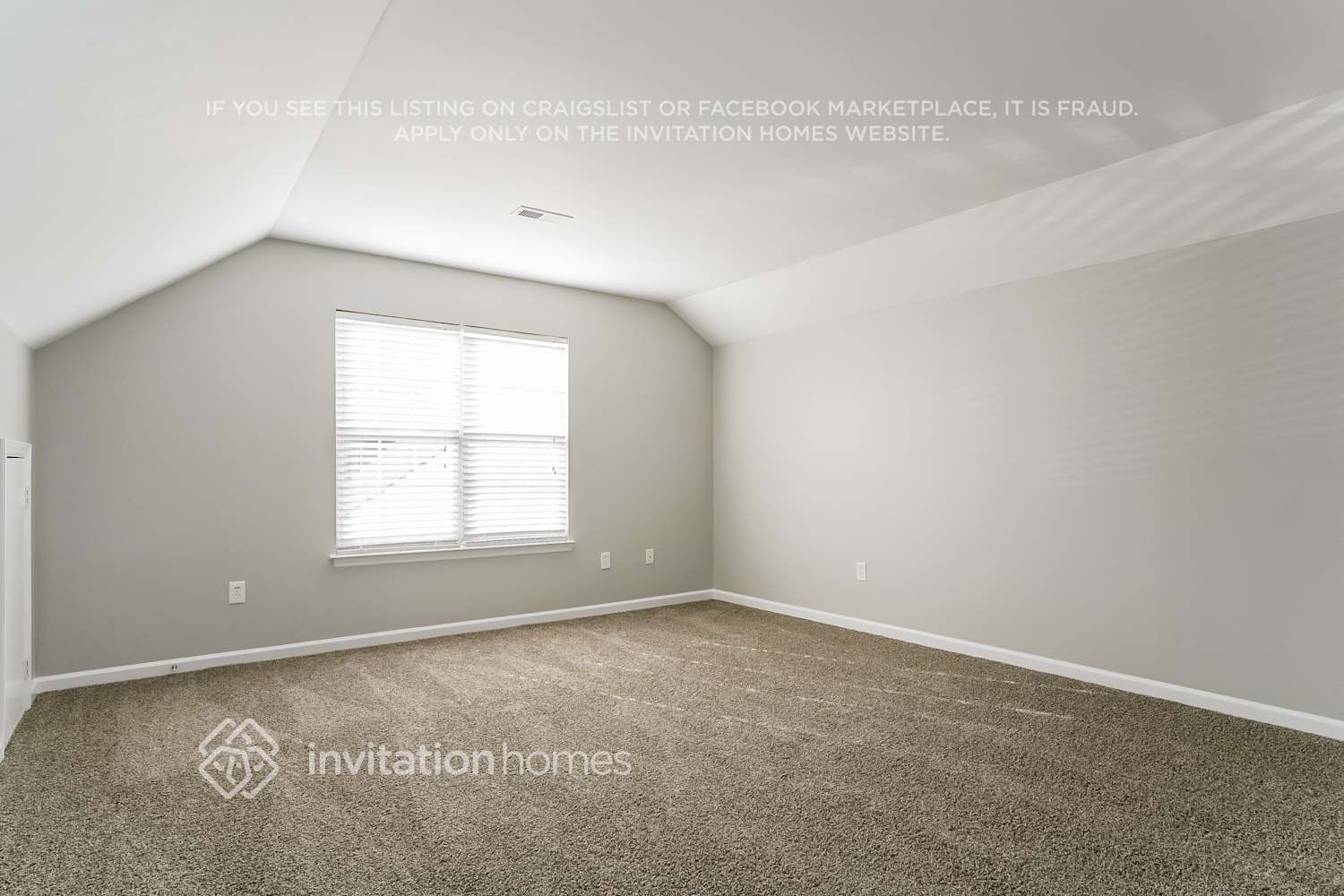 Building Photo - 200 Gooseberry Dr
