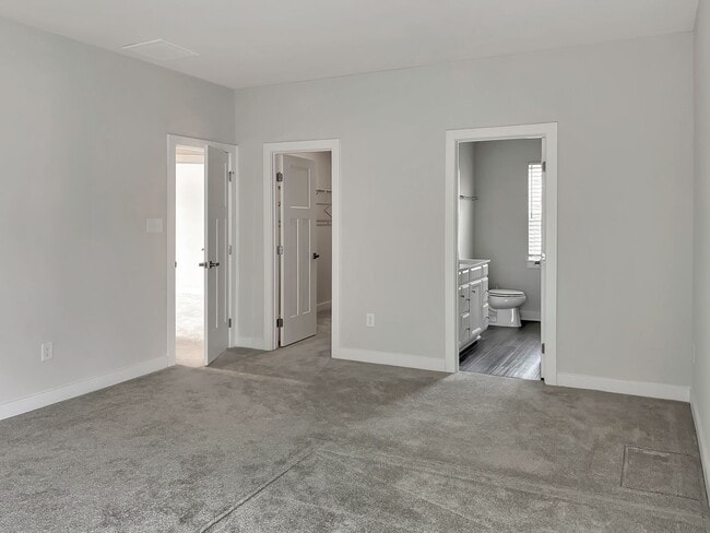 Building Photo - New and Modern Three Bedroom in Bon Air