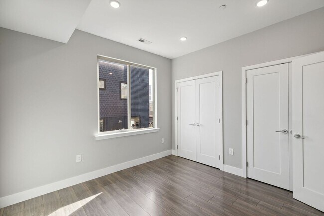 Building Photo - 1845 A St