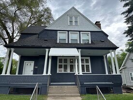 Building Photo - 1003 E Washington St