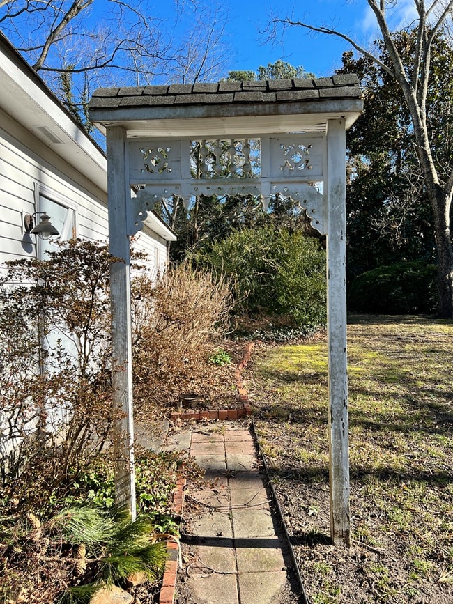 Building Photo - 4 Lee St