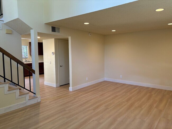 Building Photo - 6865 Valley Circle Blvd