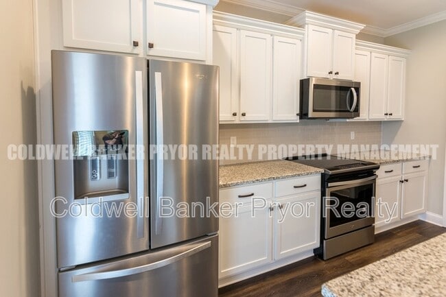 Building Photo - 3578 Red Barn Ln