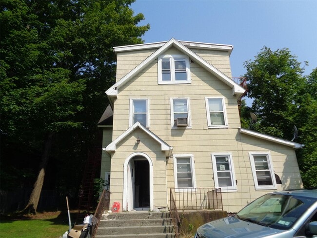 Primary Photo - 29 Lakewood Ave