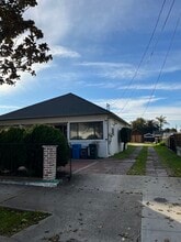 Building Photo - 750 Powell St