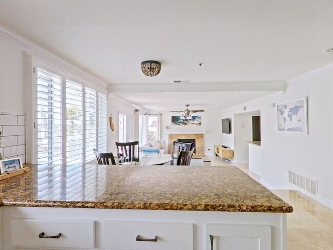 Building Photo - Spectacular 4 bedroom family home with oce...