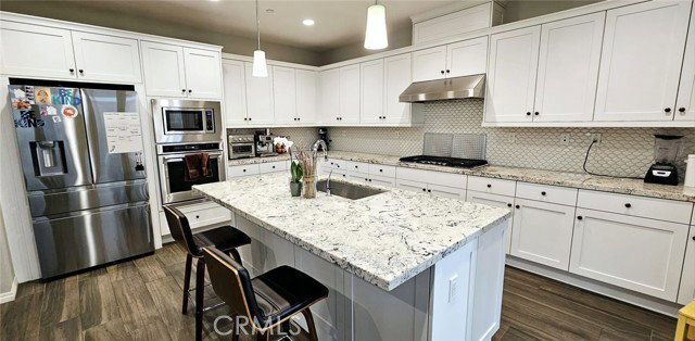 Building Photo - 137 Hemisphere