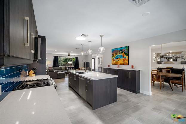Building Photo - 38820 Bel Air Dr