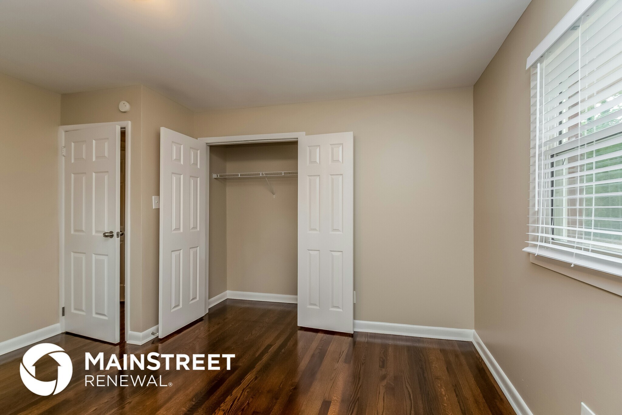 Building Photo - 742 King Rd