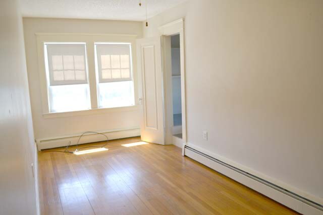 Building Photo - 3736 Pawtucket Ave