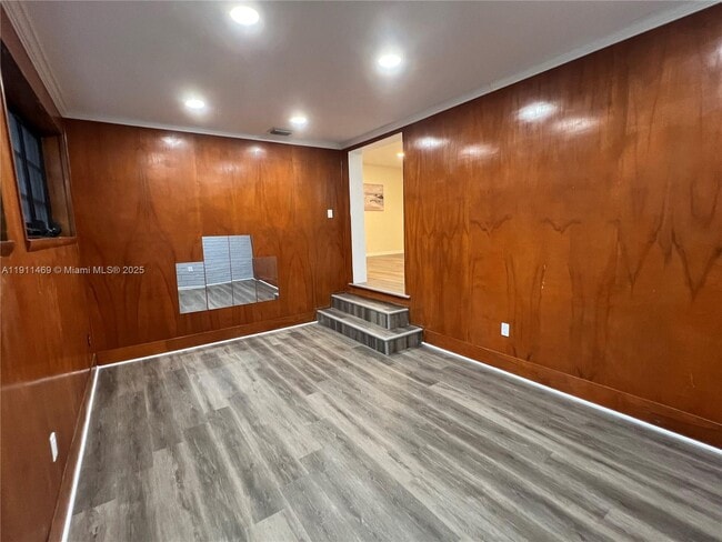 Building Photo - 189 Glendale Dr