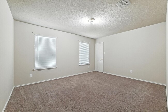 Building Photo - 6707 Prairie Fire Rd