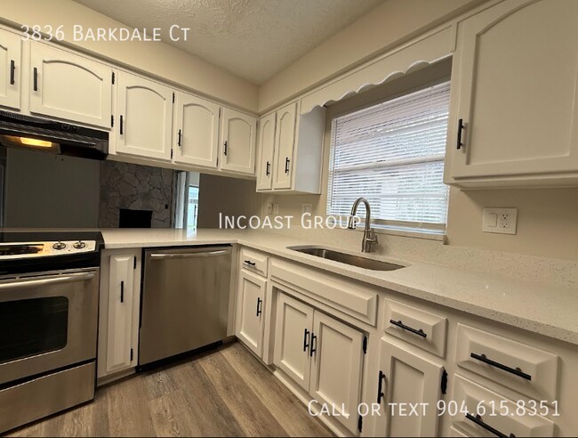 Building Photo - 3836 Barkdale Ct
