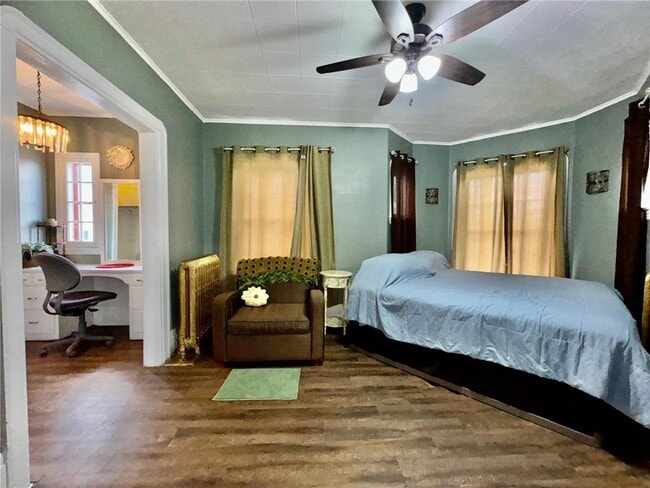 Building Photo - 1464 W Minnehaha Ave