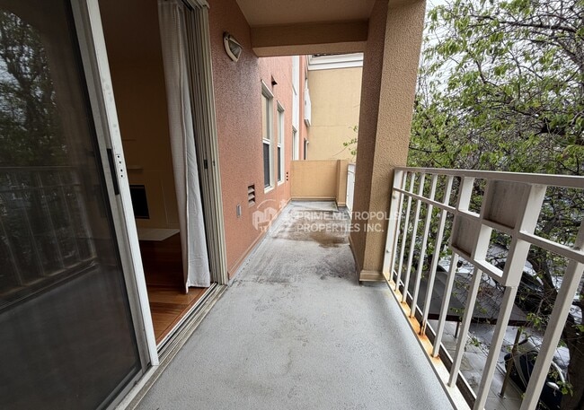 Building Photo - 600 Chestnut St