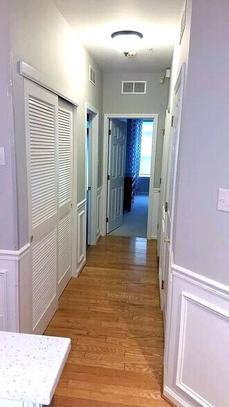hallway-2 - 305 Dresher Woods Dr
