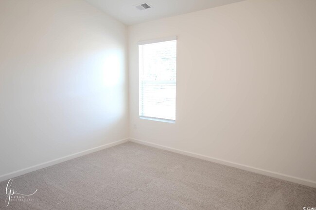 Building Photo - 119 Crescent Wy