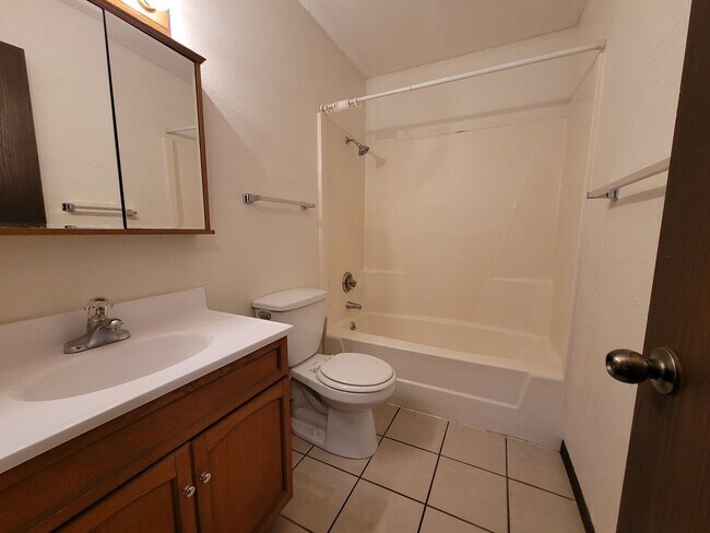 Building Photo - 3080 9th St