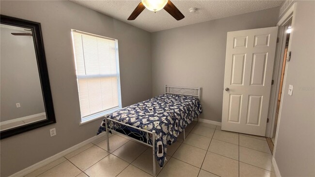 Building Photo - 627 Fisher Ct