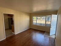 Building Photo - Gaynor Ave, 1317-1321