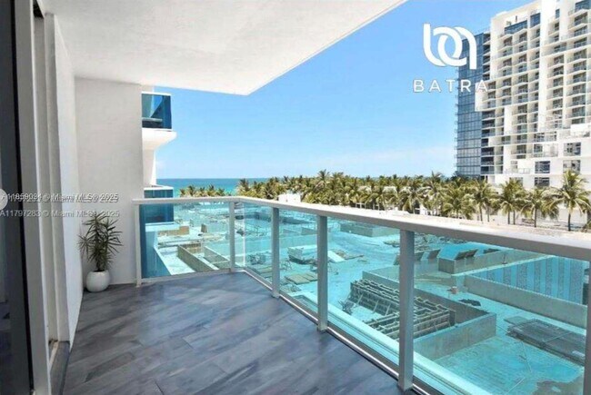 Primary Photo - 2301 Collins Ave