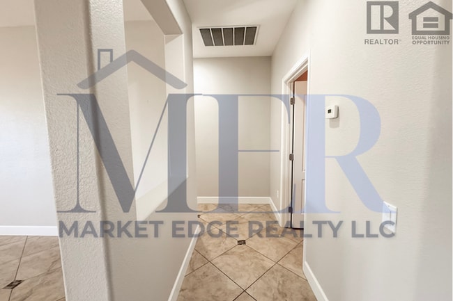 Building Photo - 2Bed/2Bath House in North Surprise! $199 MOVE-IN SPECIAL! Ready for Immediate Move-In!