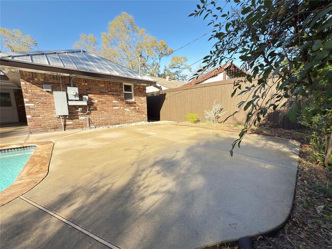Building Photo - 10115 Moorberry Ln