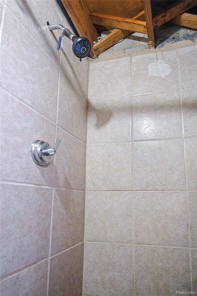 Building Photo - 22170 Harding St