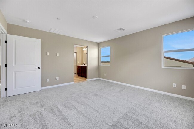 Building Photo - 10602 Dryades Ave