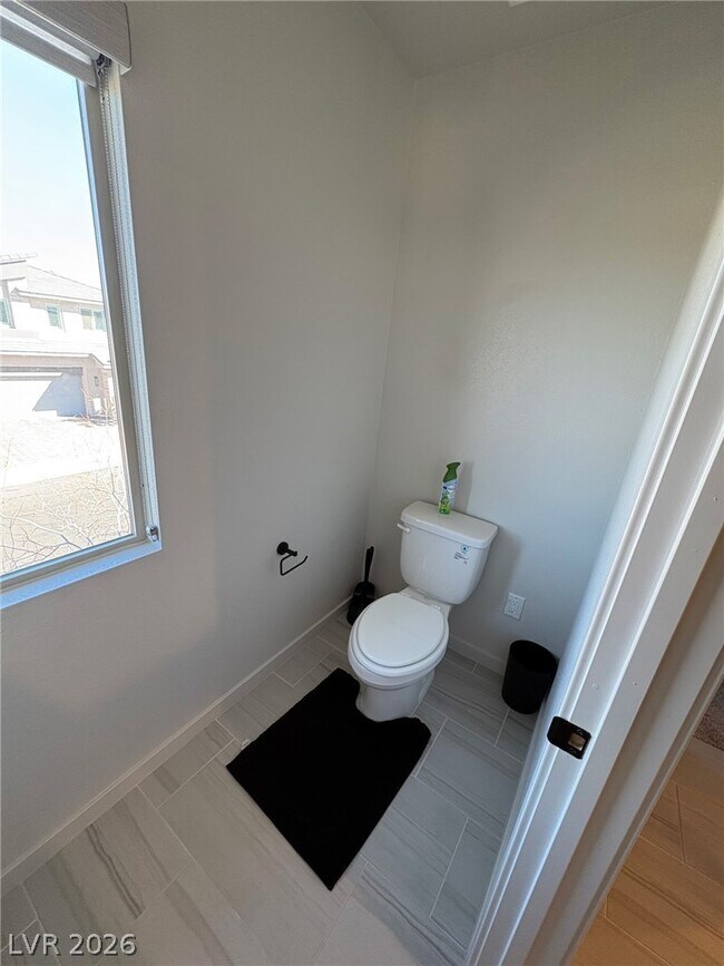 Building Photo - 9702 Sapphire Rim Ave